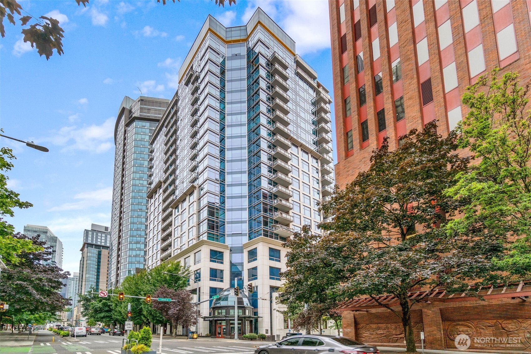 2033 2nd Avenue #1507