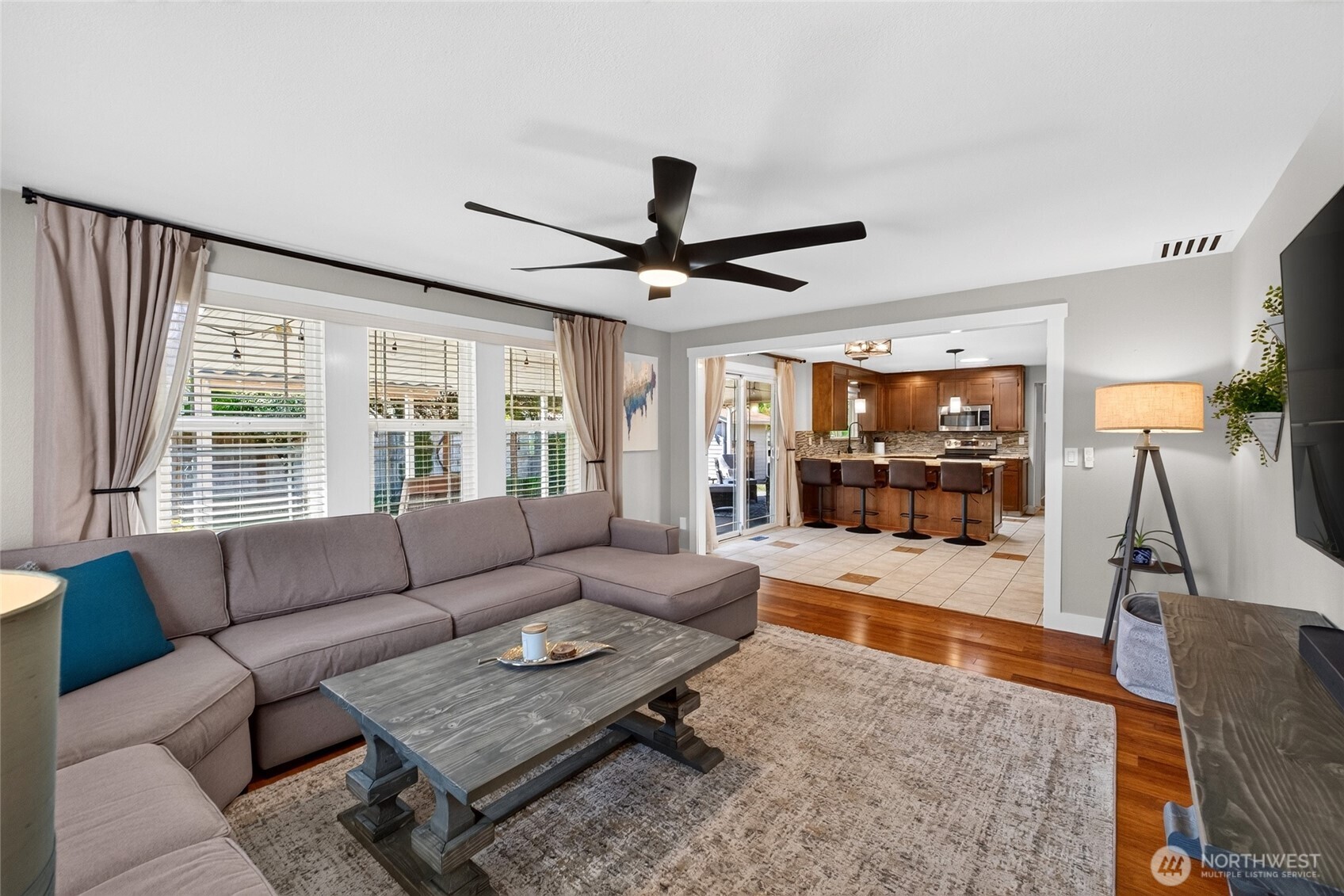 3110 15th Street Pl SW