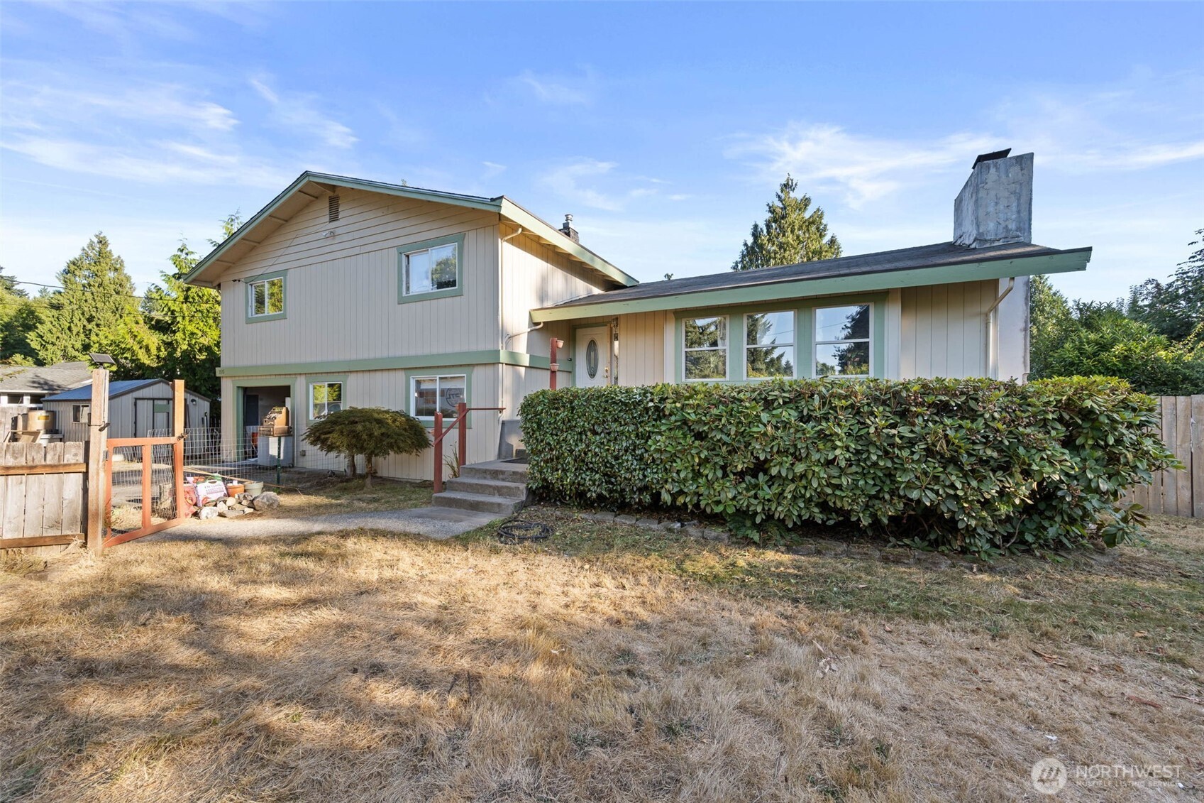 2515 15th Avenue SE