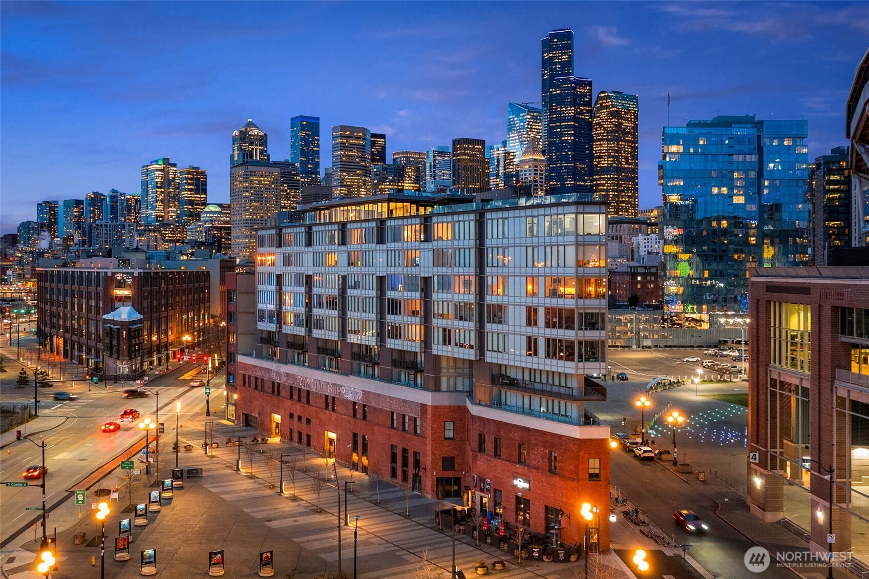590 1st Avenue S #702