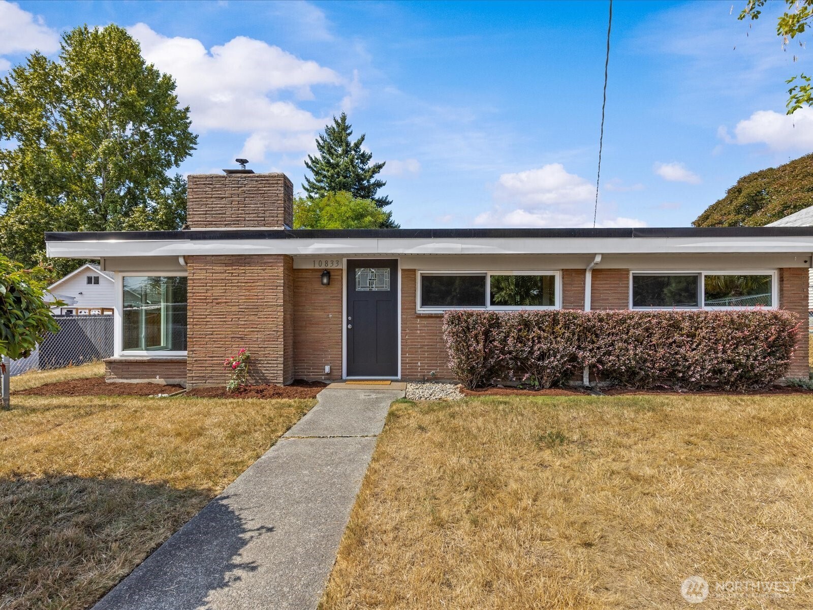 10833 11th Avenue SW