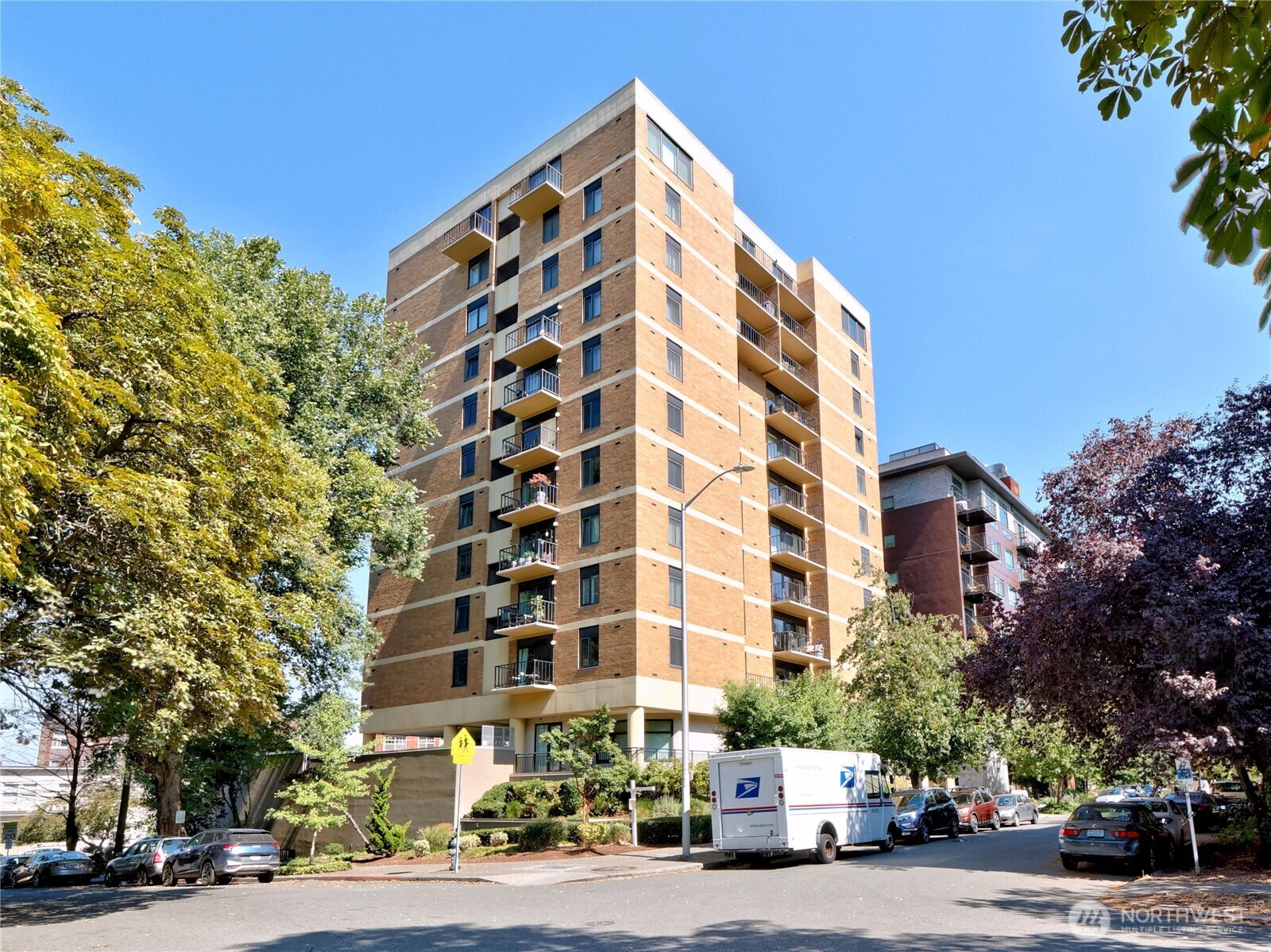 1300 University Street #2A