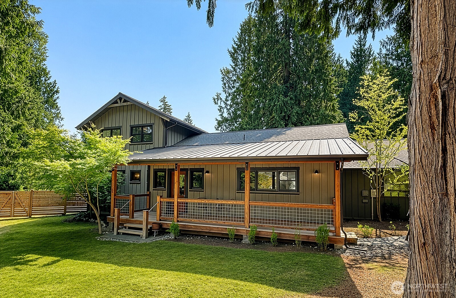 1052 Woodside Lane