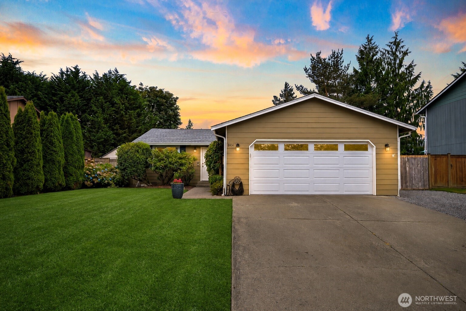 8414 14th Place SE, Lake Stevens, WA 98258, photo 2 of 2