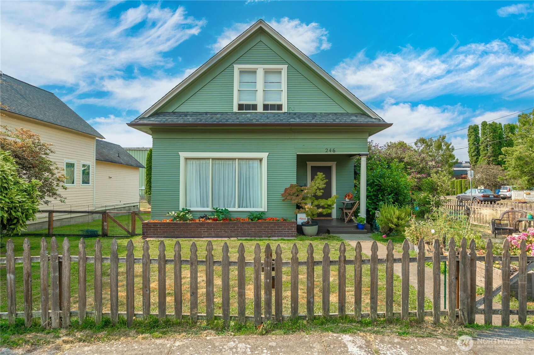 246 4th Avenue NW