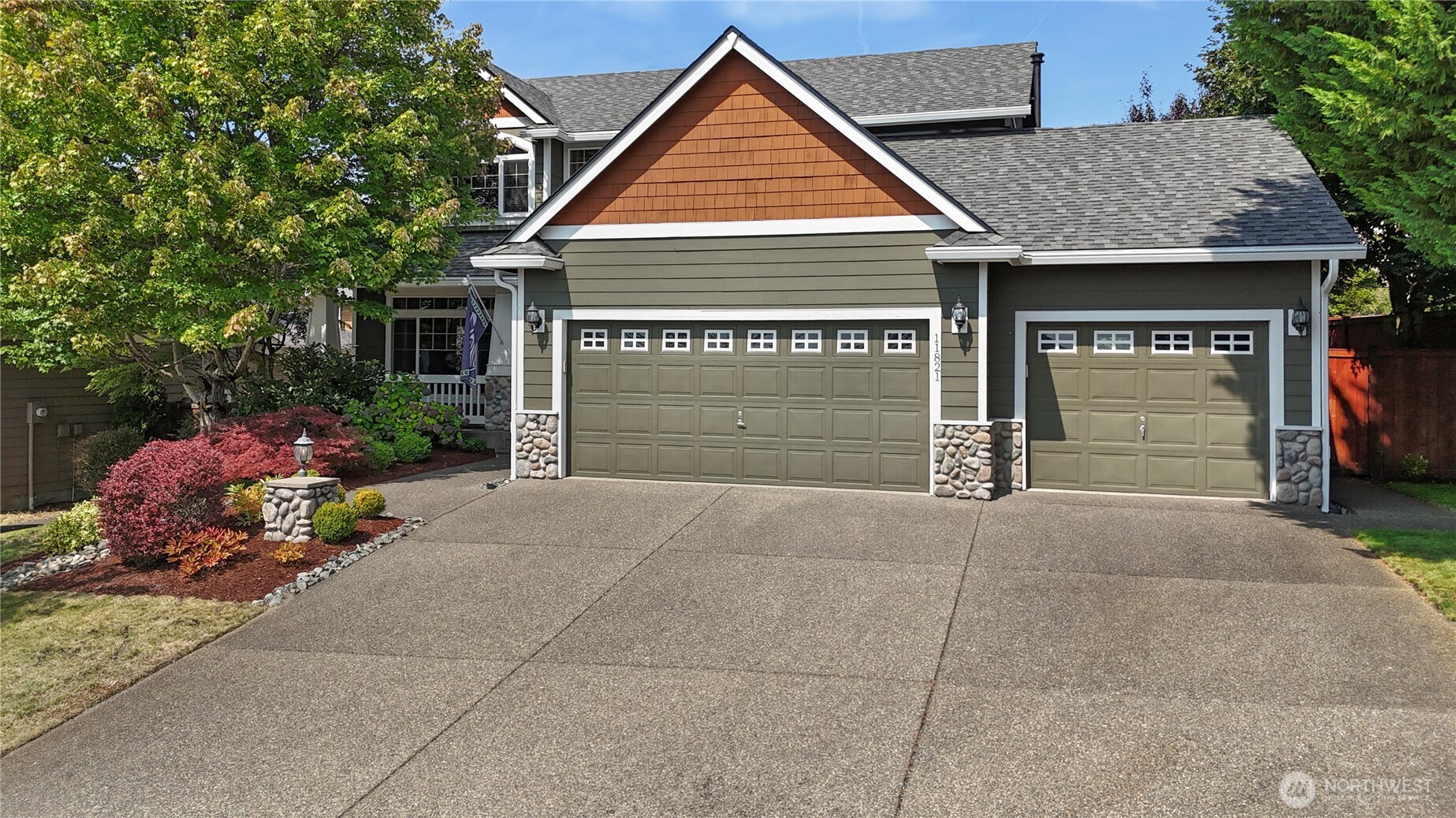11821 184th Street E, Puyallup, WA 98374, photo 2 of 2