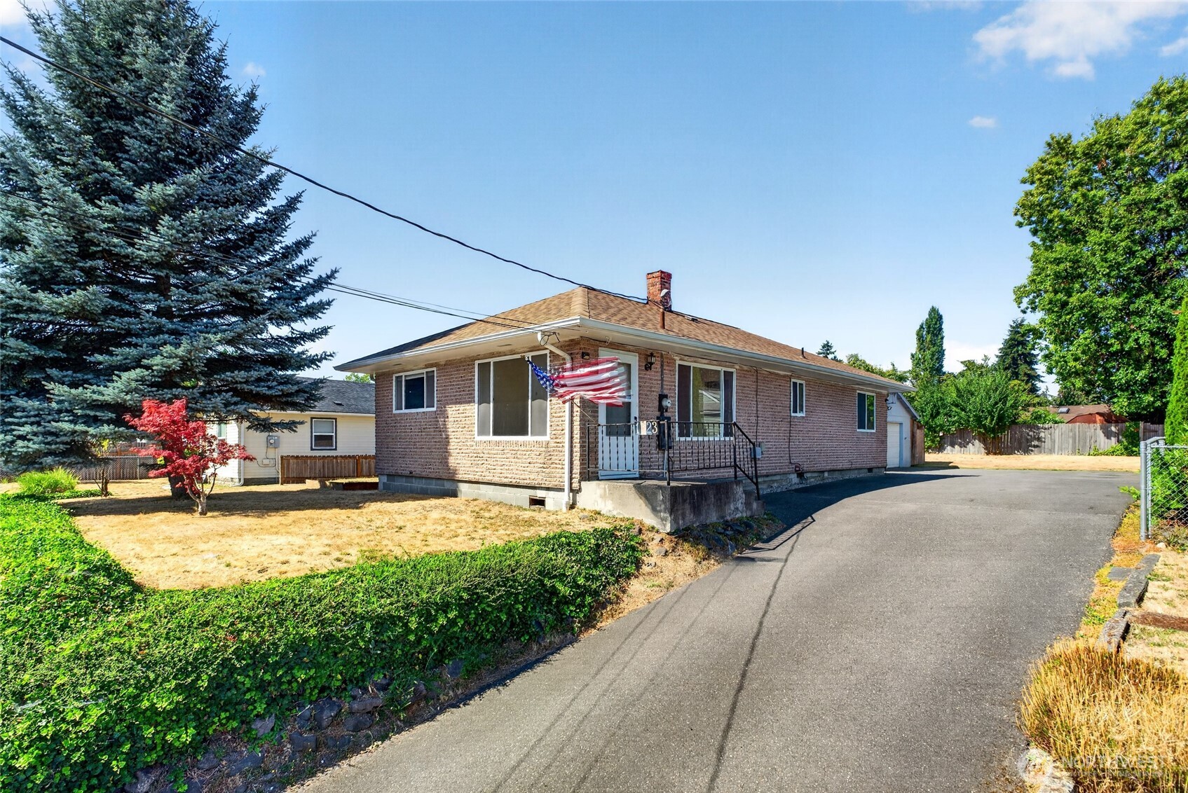 1323 E 56th Street