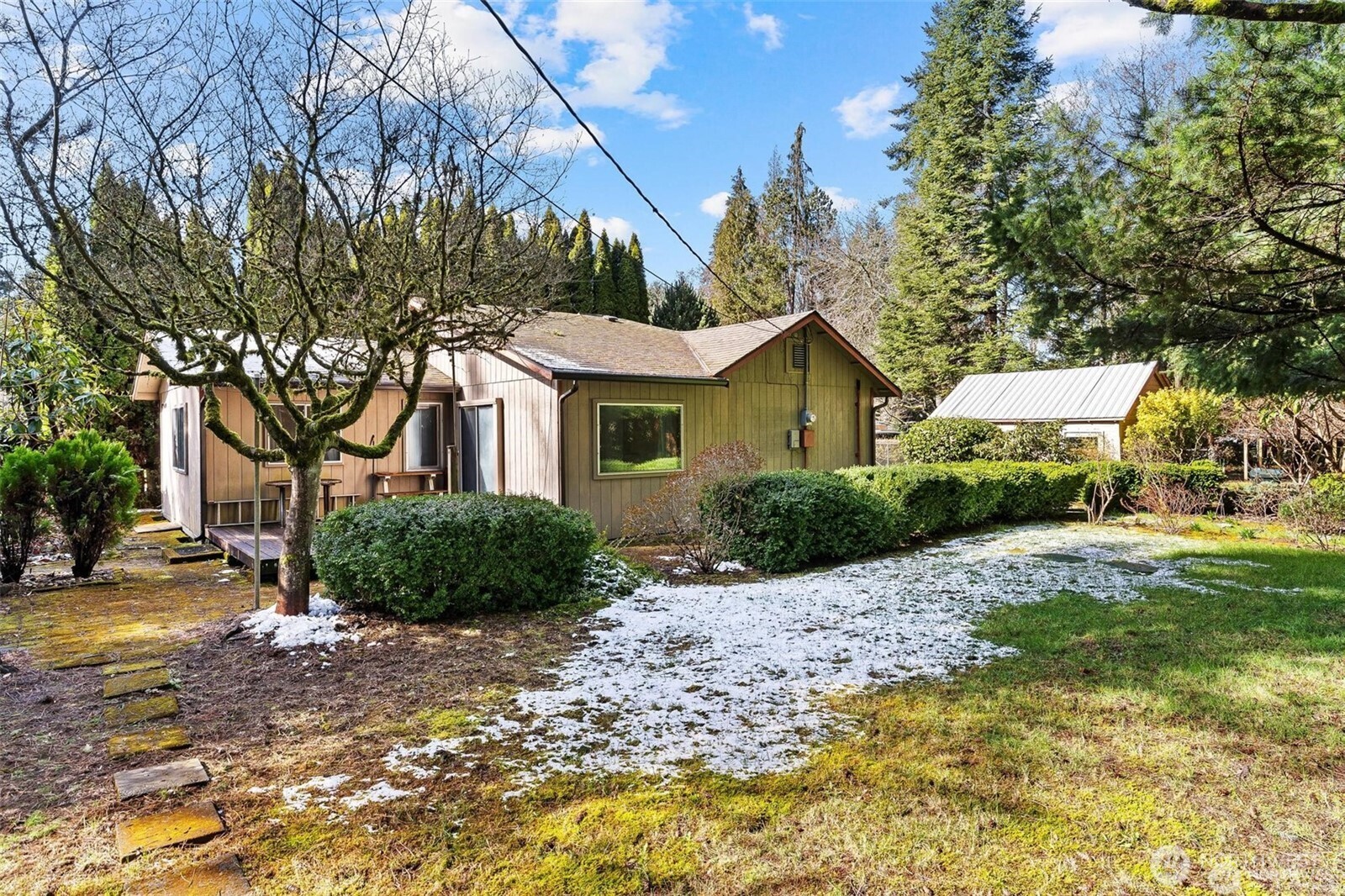 3424 26th Avenue NE