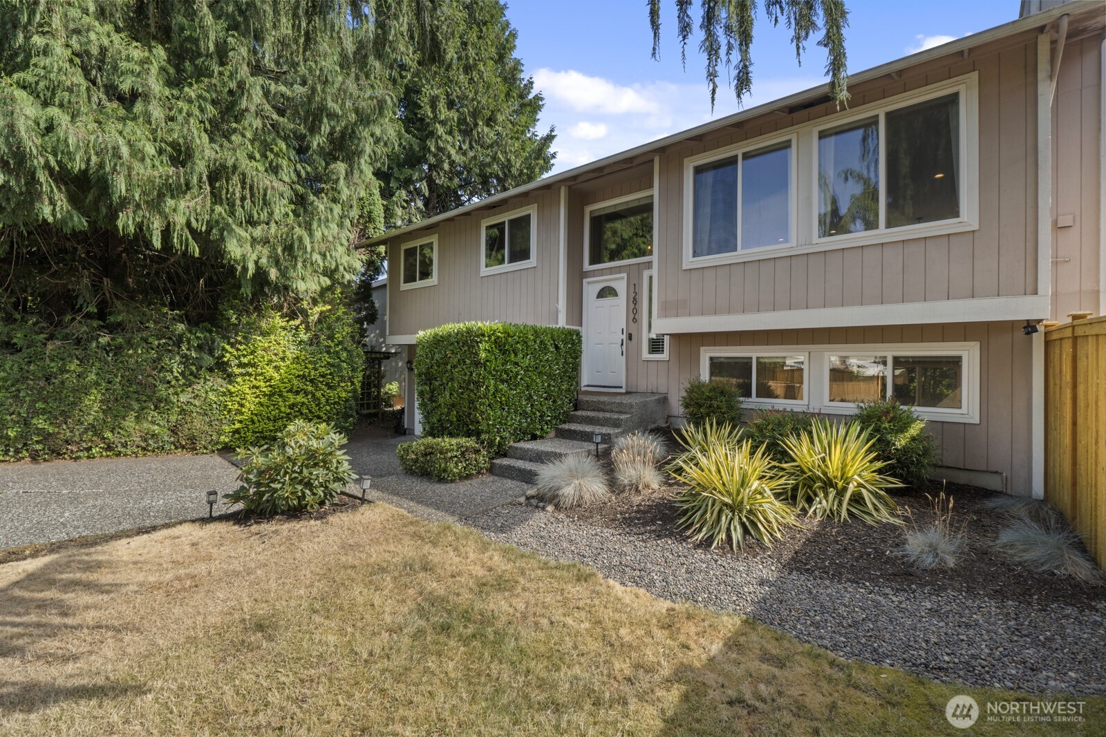12906 87th Ave NE