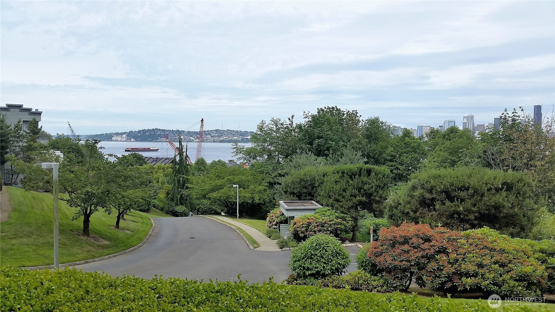 2349 SW Harbor Avenue SW #101