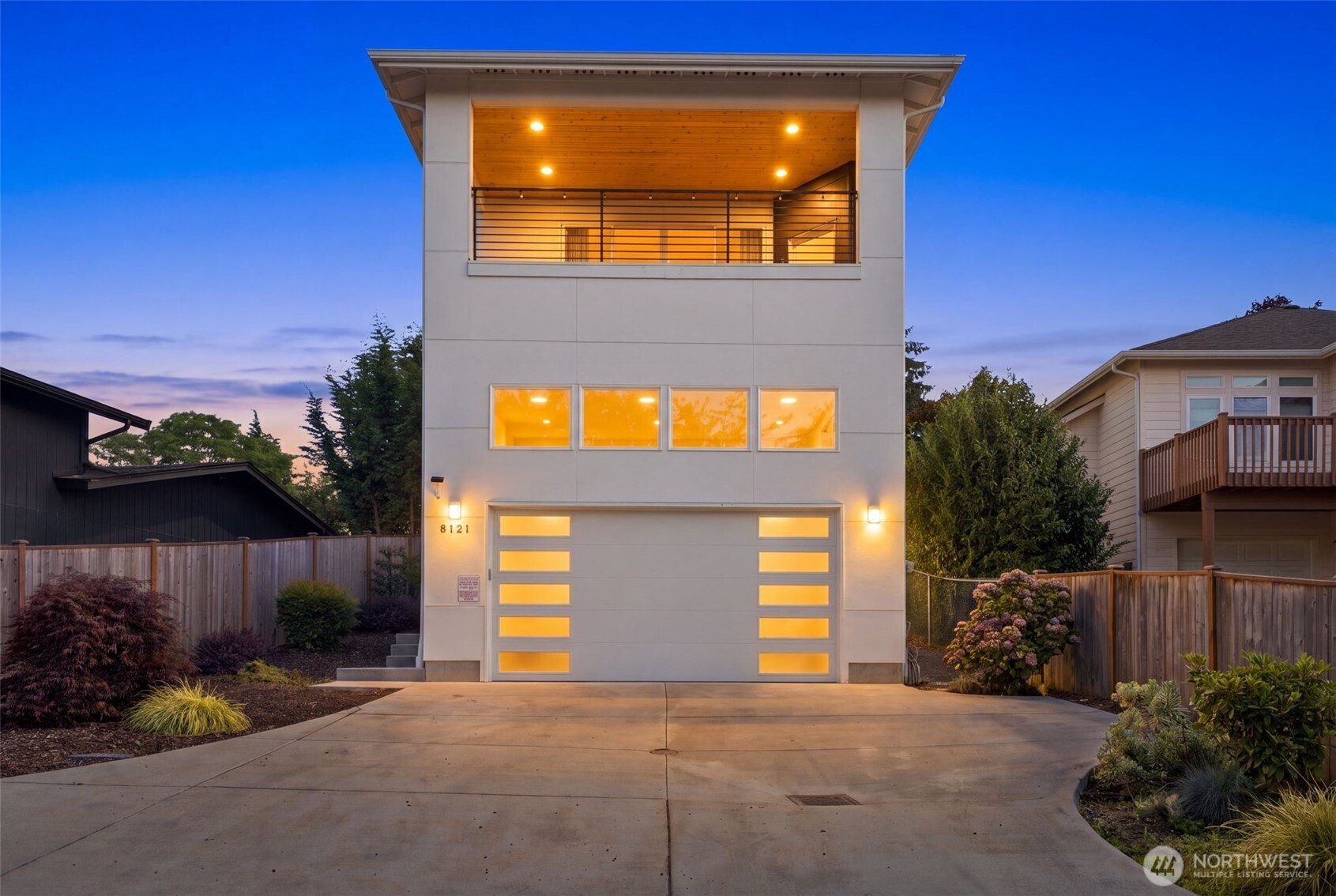 8121 35th Street W