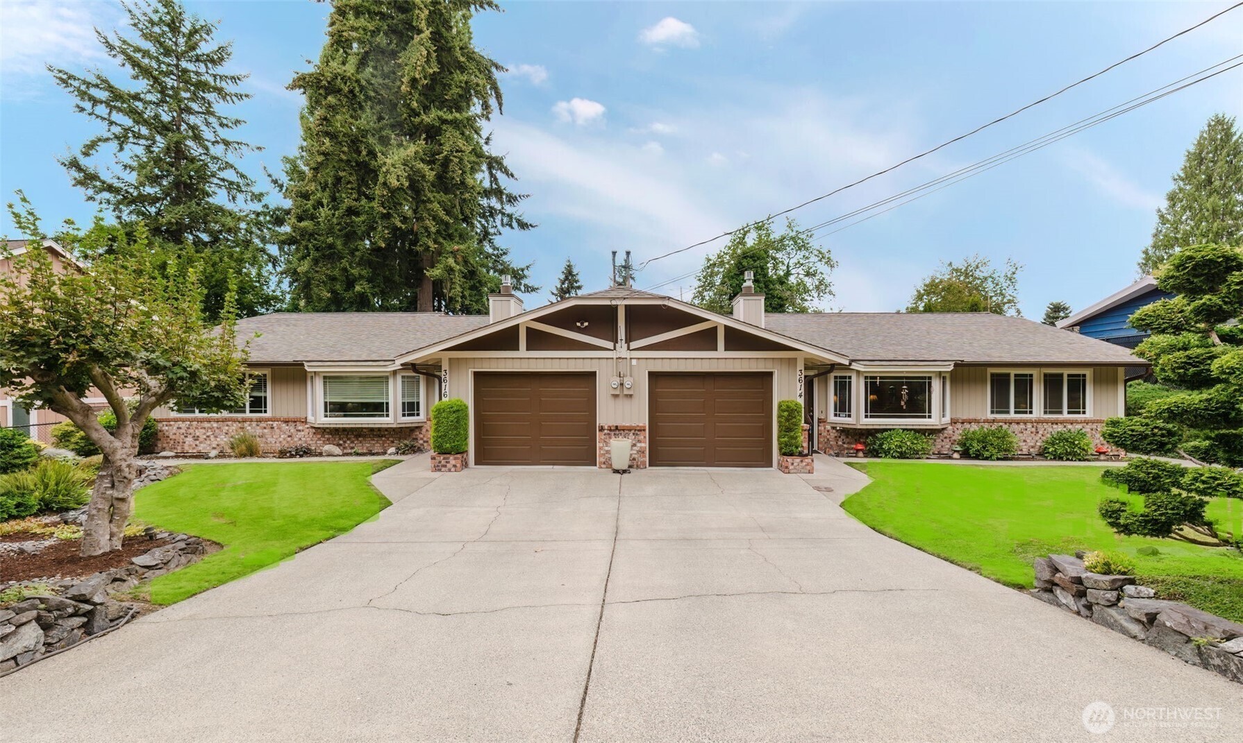 3614 3616 Crestview Drive W