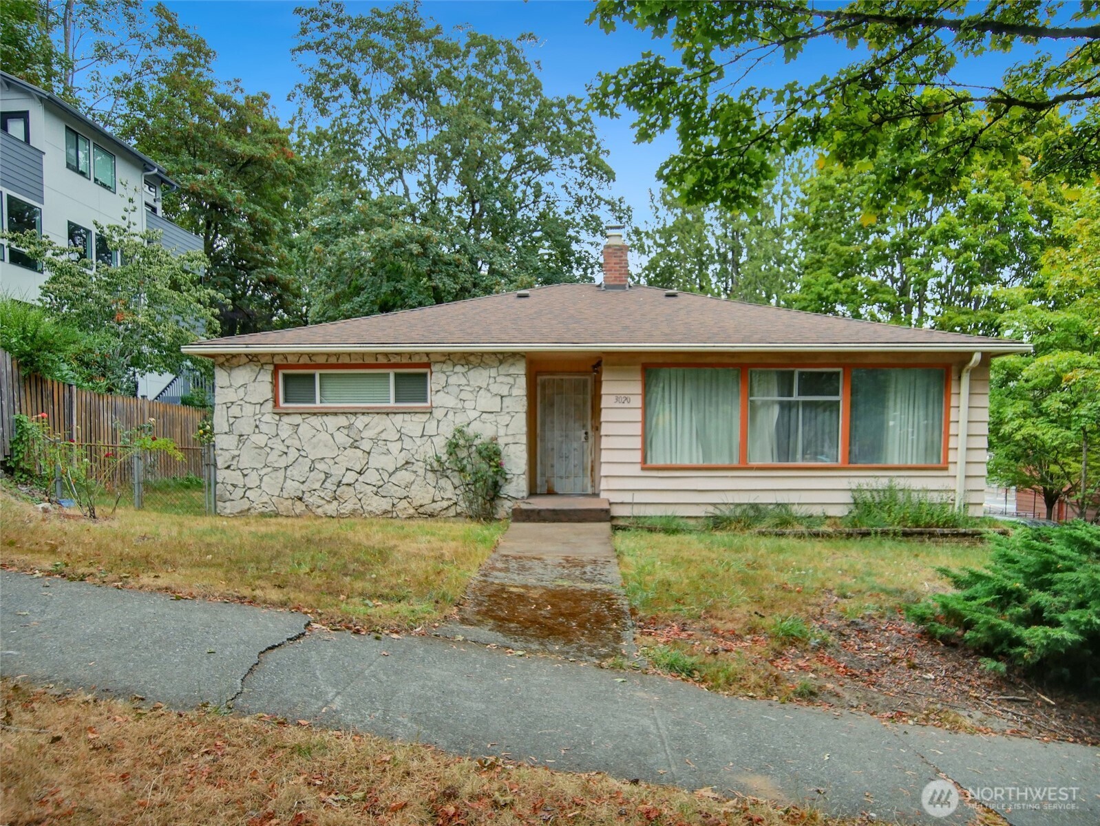3020 E Yesler Way
