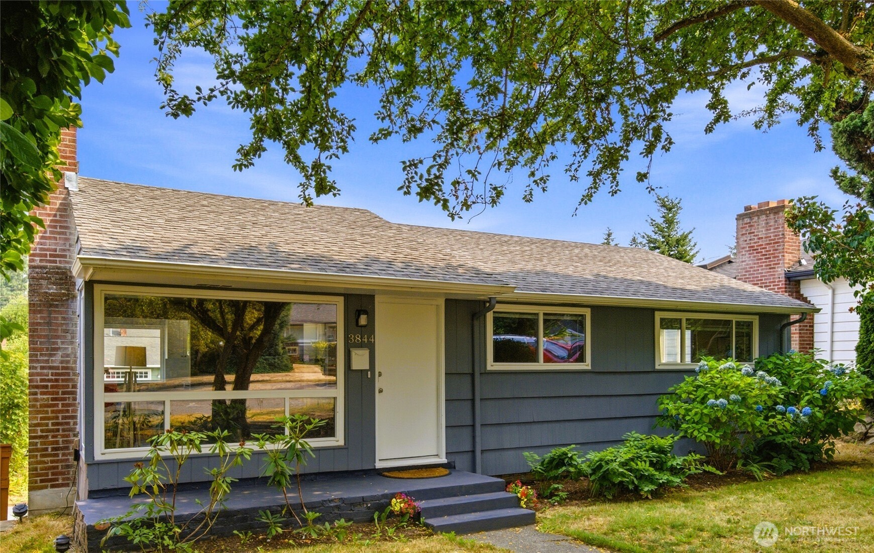 3844 49th Avenue SW
