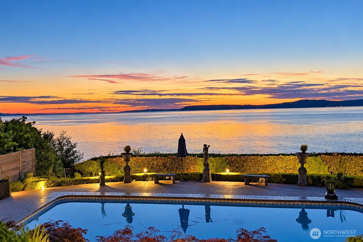 8723 Talbot Road, Edmonds, WA 98026, photo 2 of 2