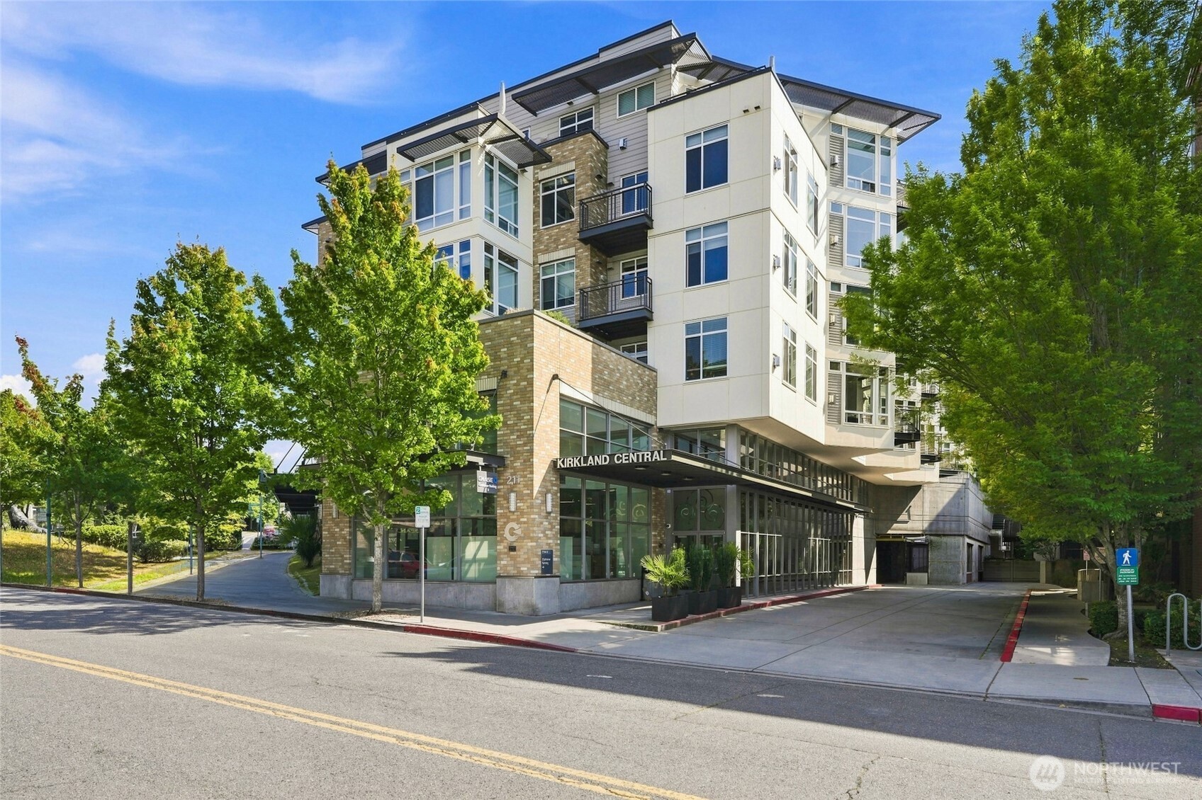 211 Kirkland Avenue #221
