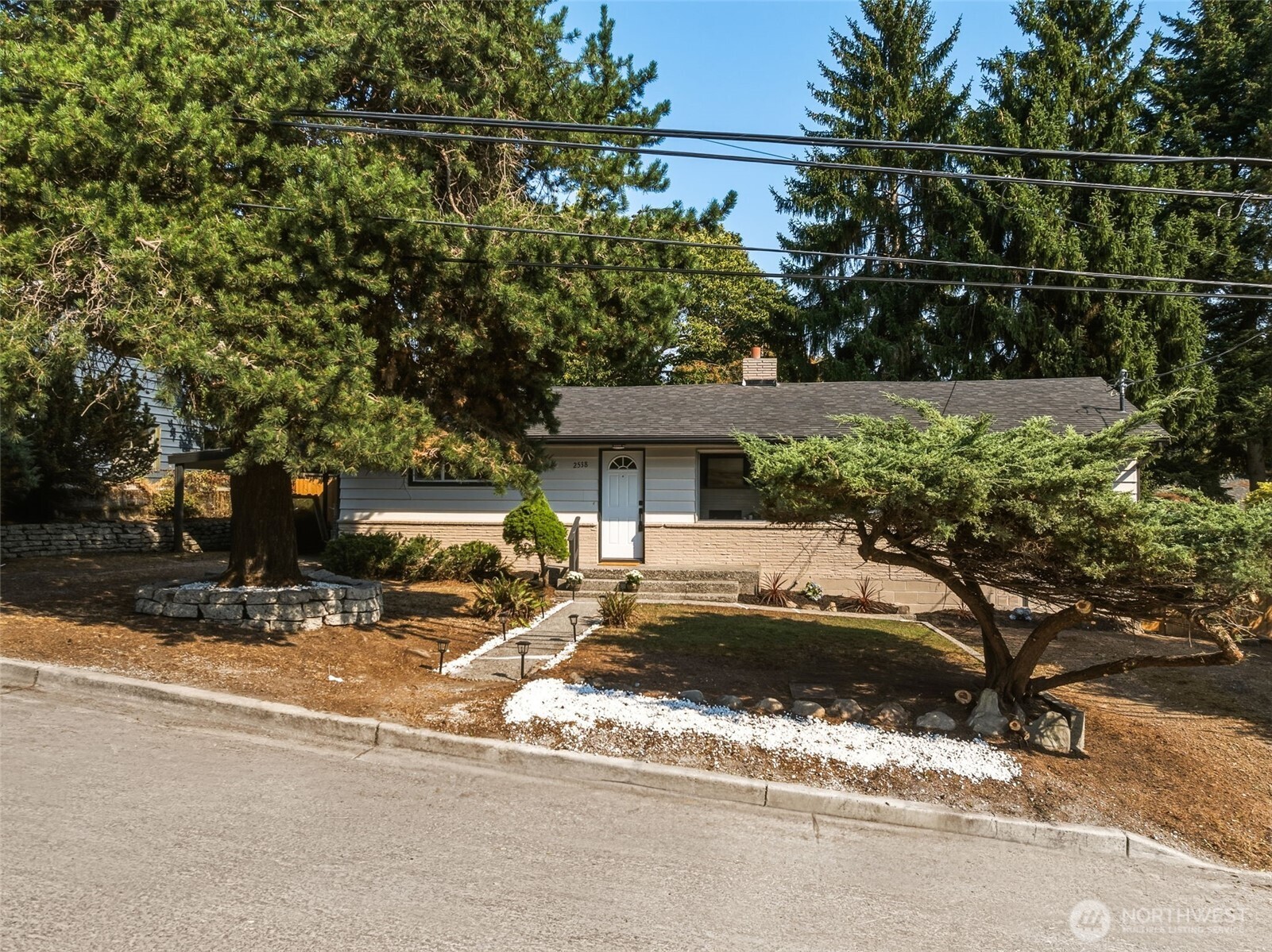 2538 NE 107th Street