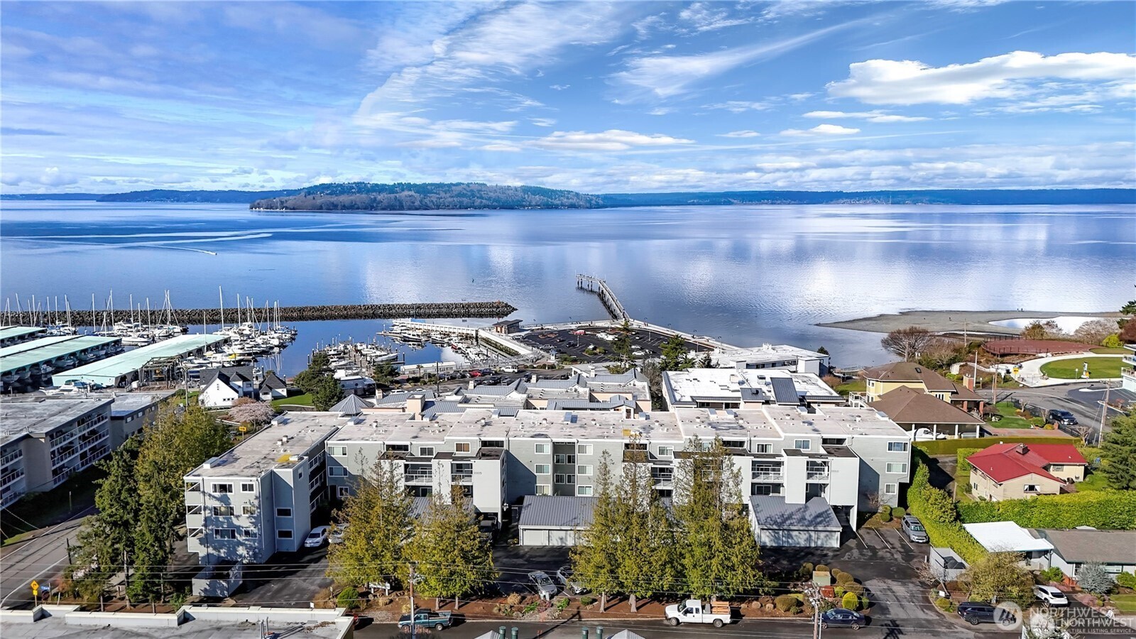 22213 6th Avenue S #203