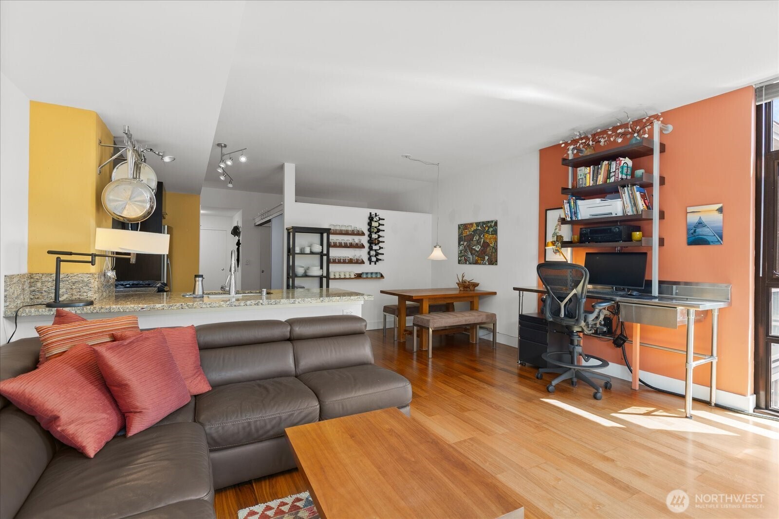 2911 2nd Avenue #517