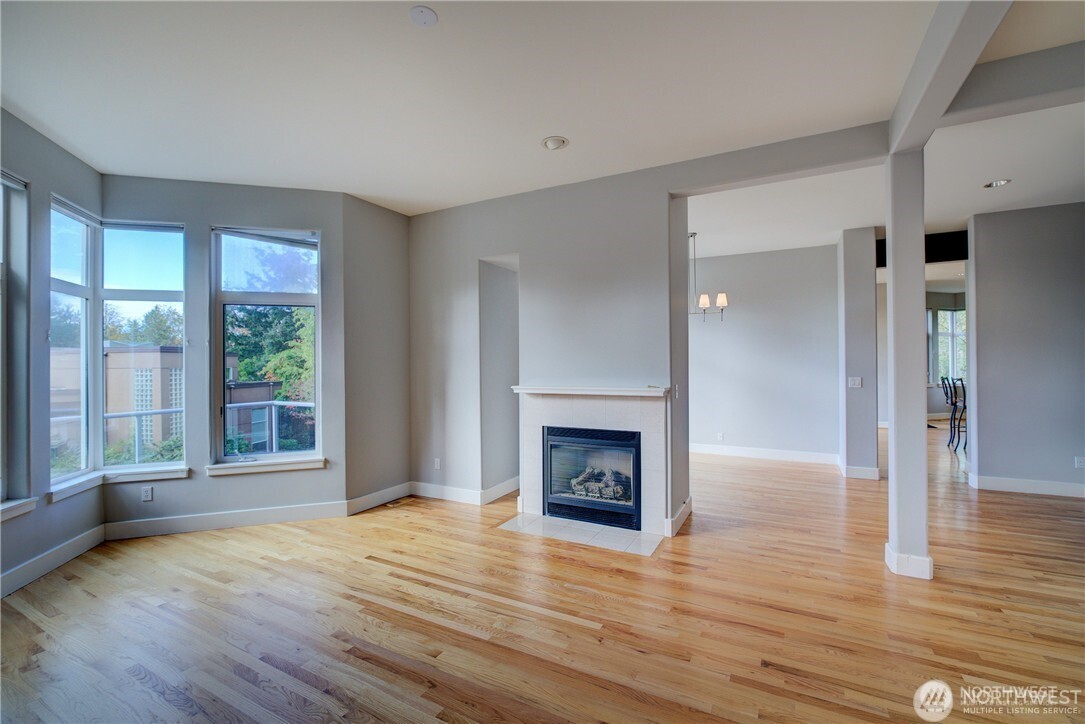 9425 110th Place NE