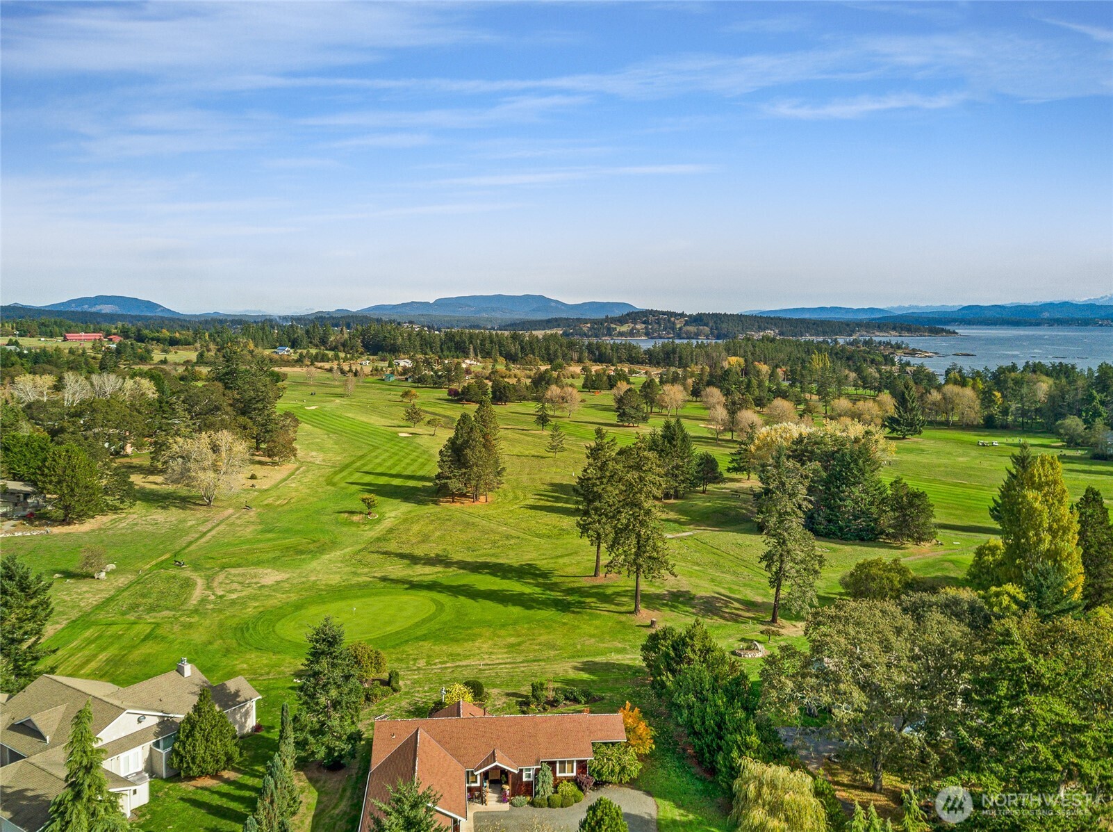 74 Garry Oak Lane