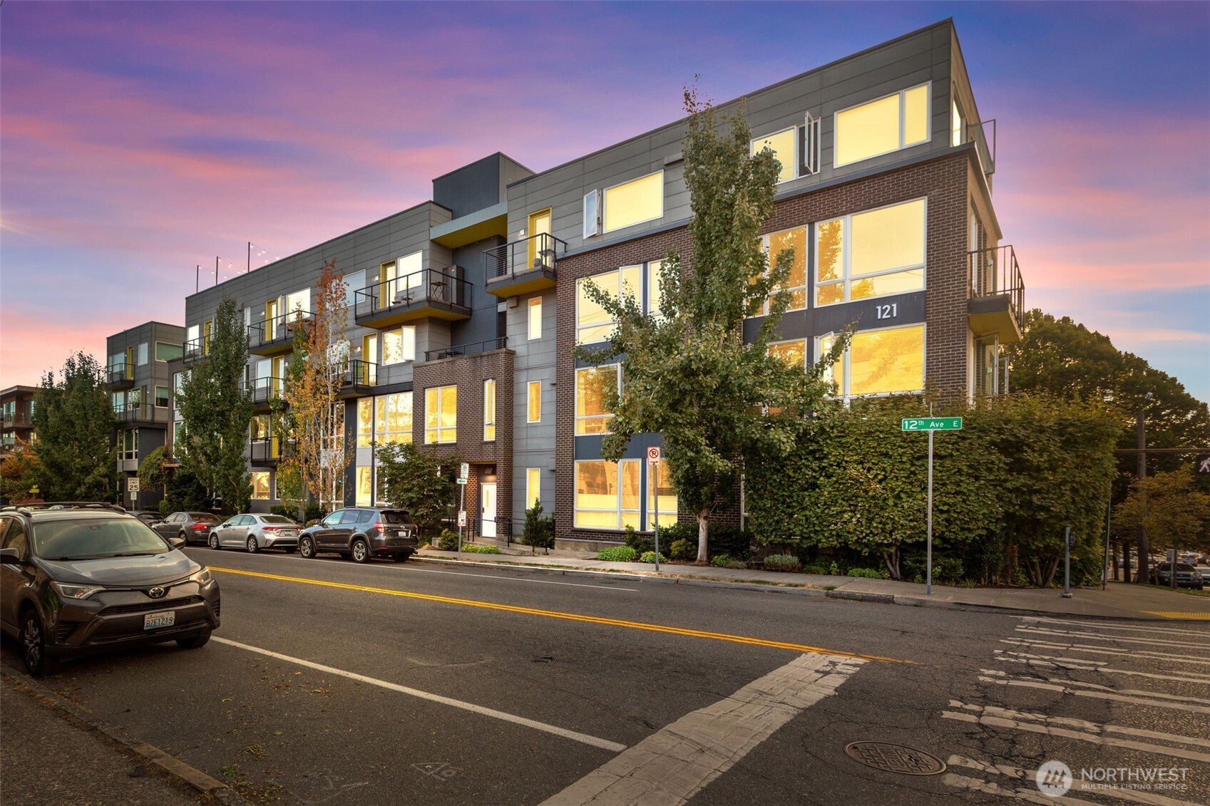 121 12th Avenue E #506
