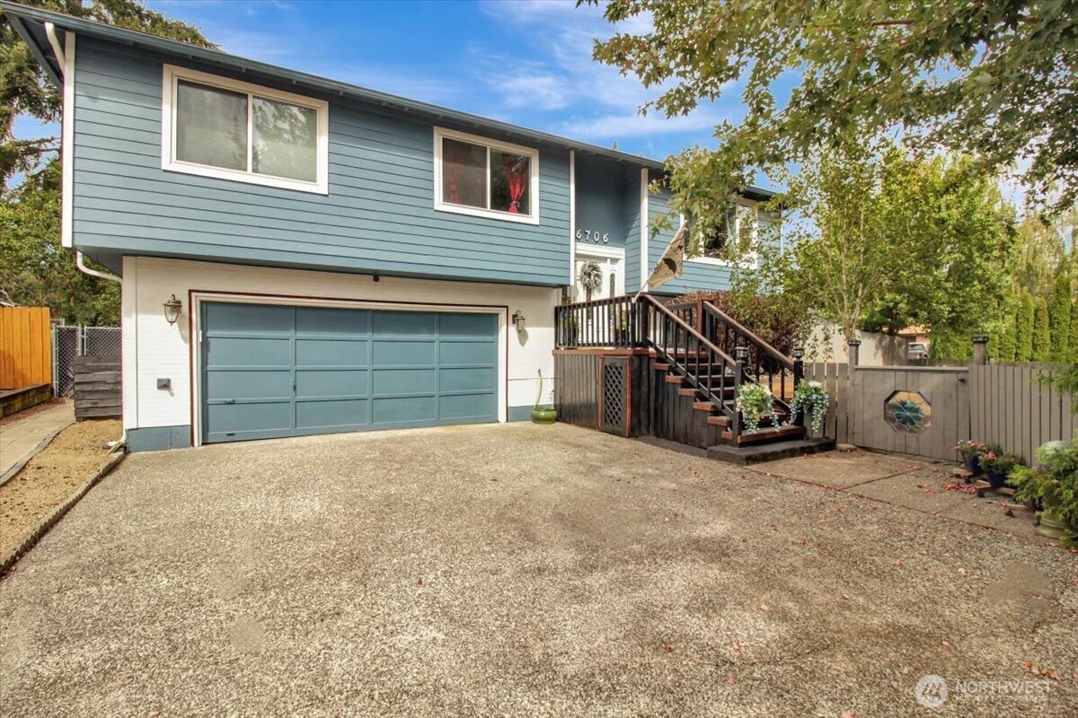 6706 22nd Drive NE