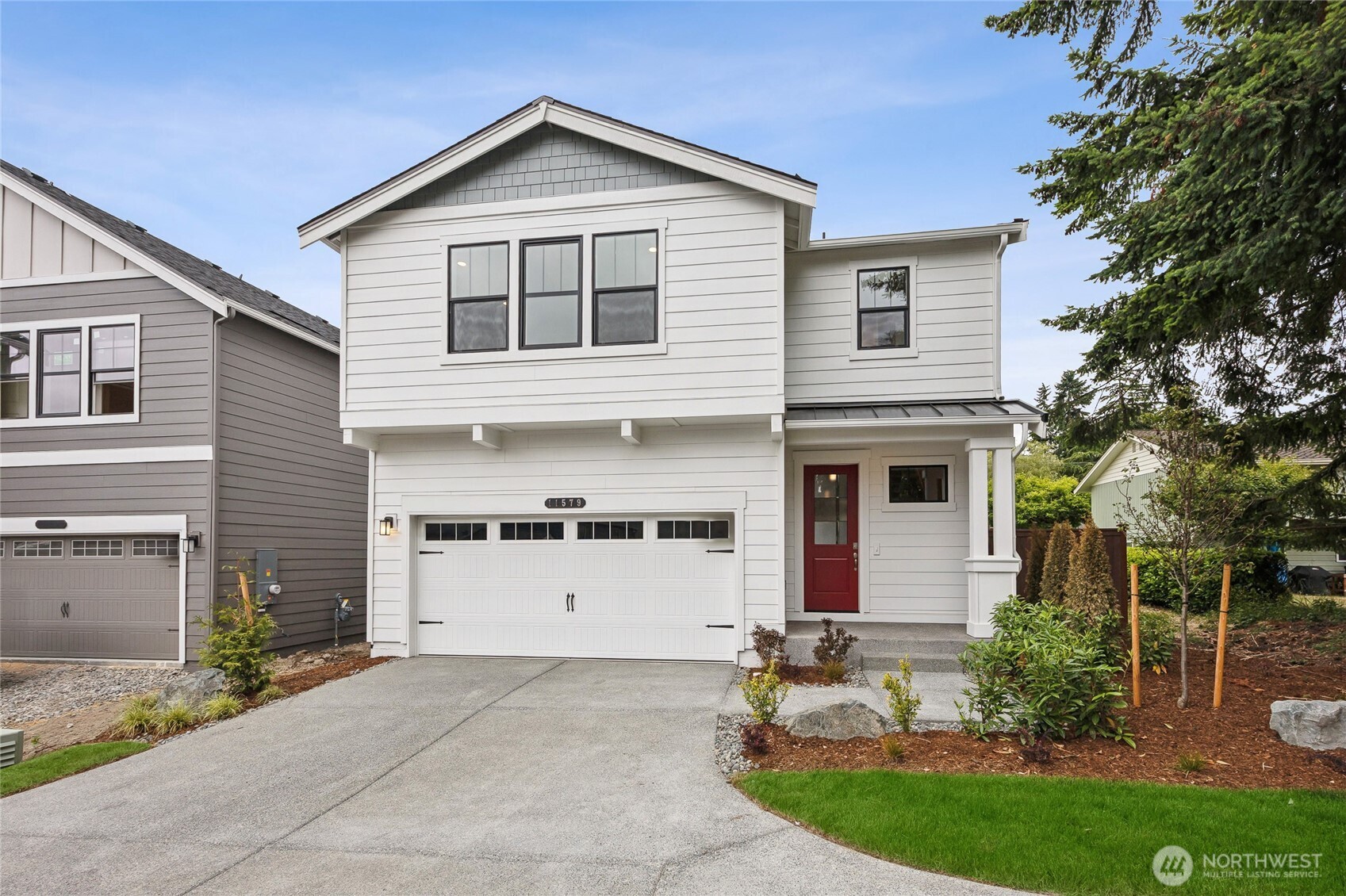 1562 Fiona Street NE #61