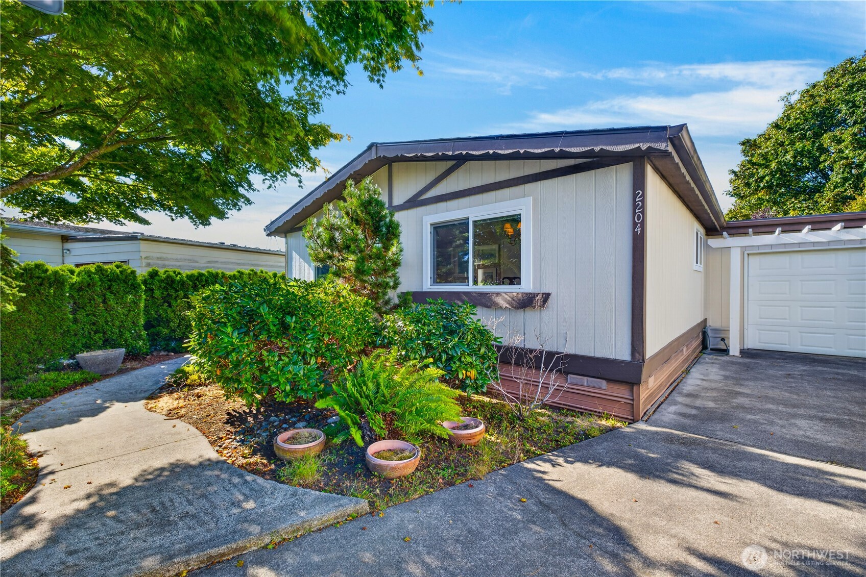 2204 Bane Place
