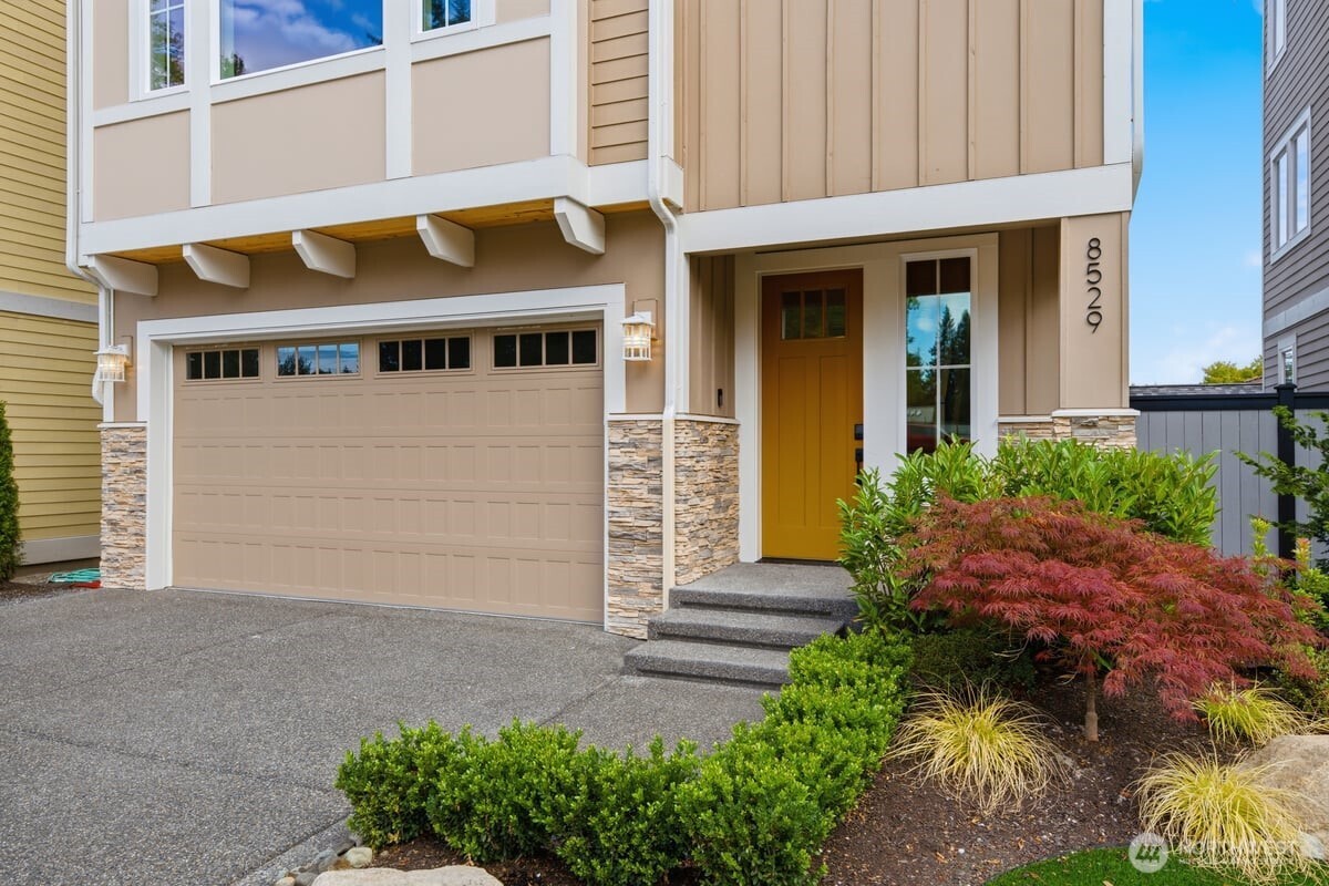 8529 230th Place SW #10, Edmonds, WA 98026, photo 2 of 34