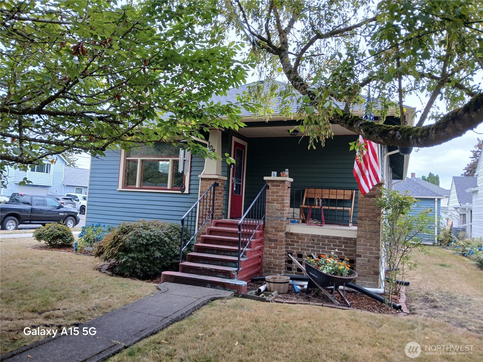1081 Lafromboise Street