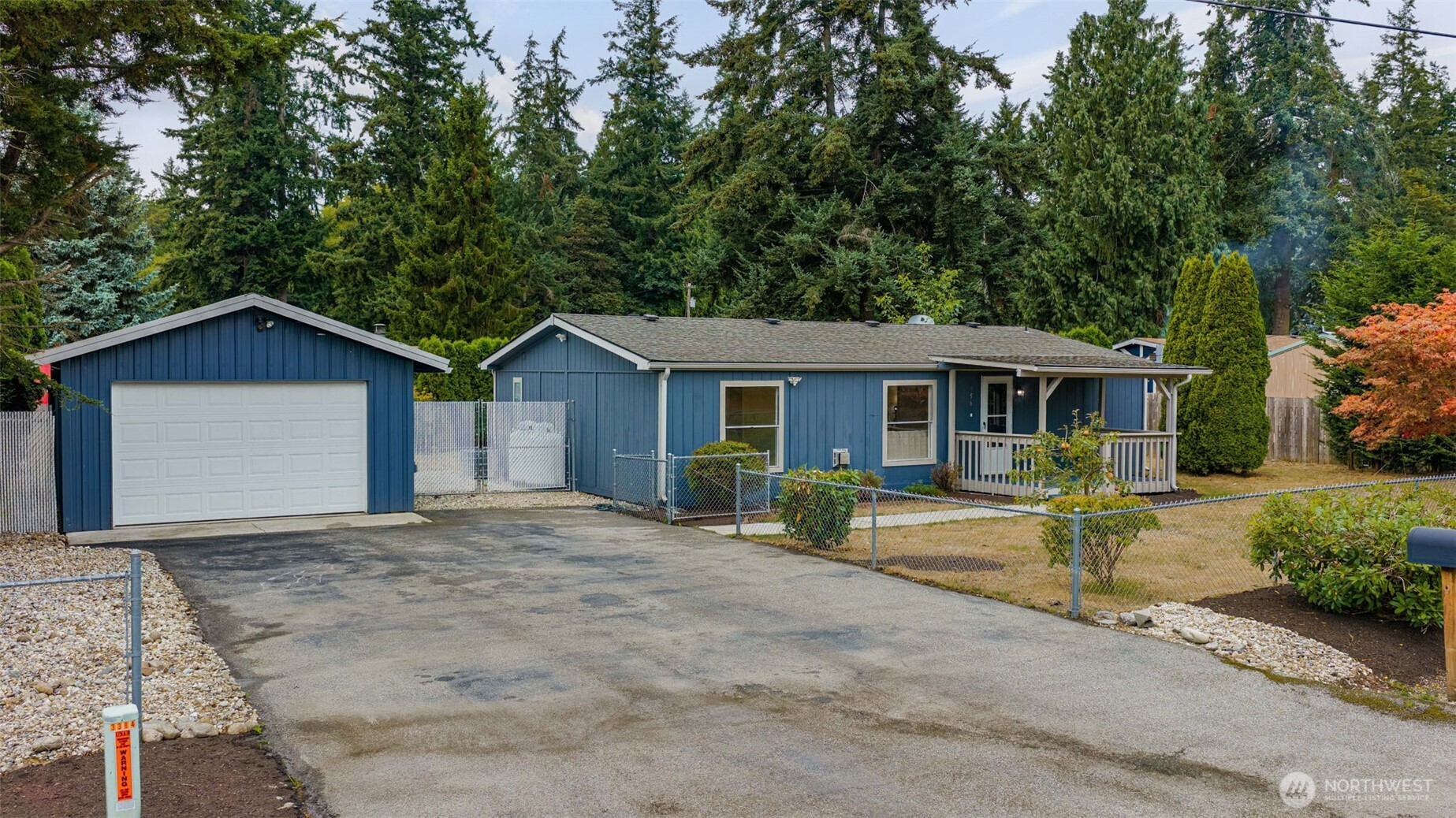 956 Falcon Road