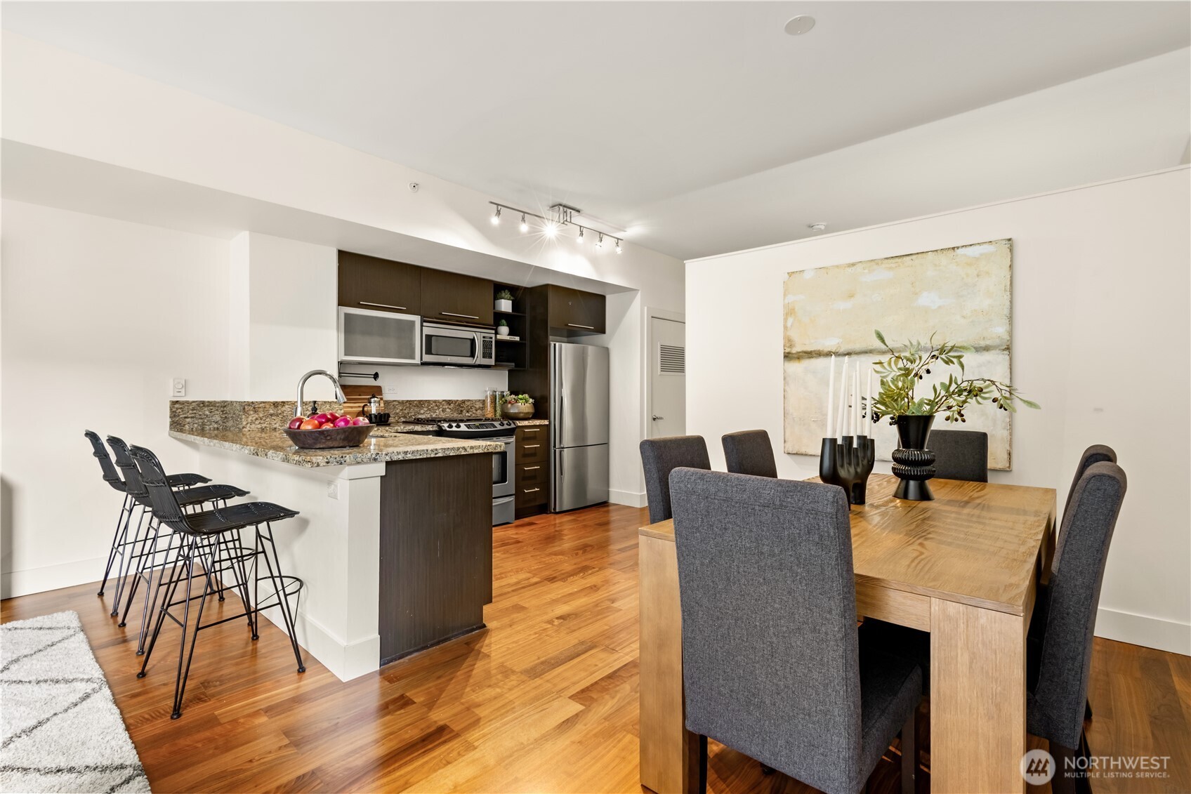 2911 2nd Avenue #417