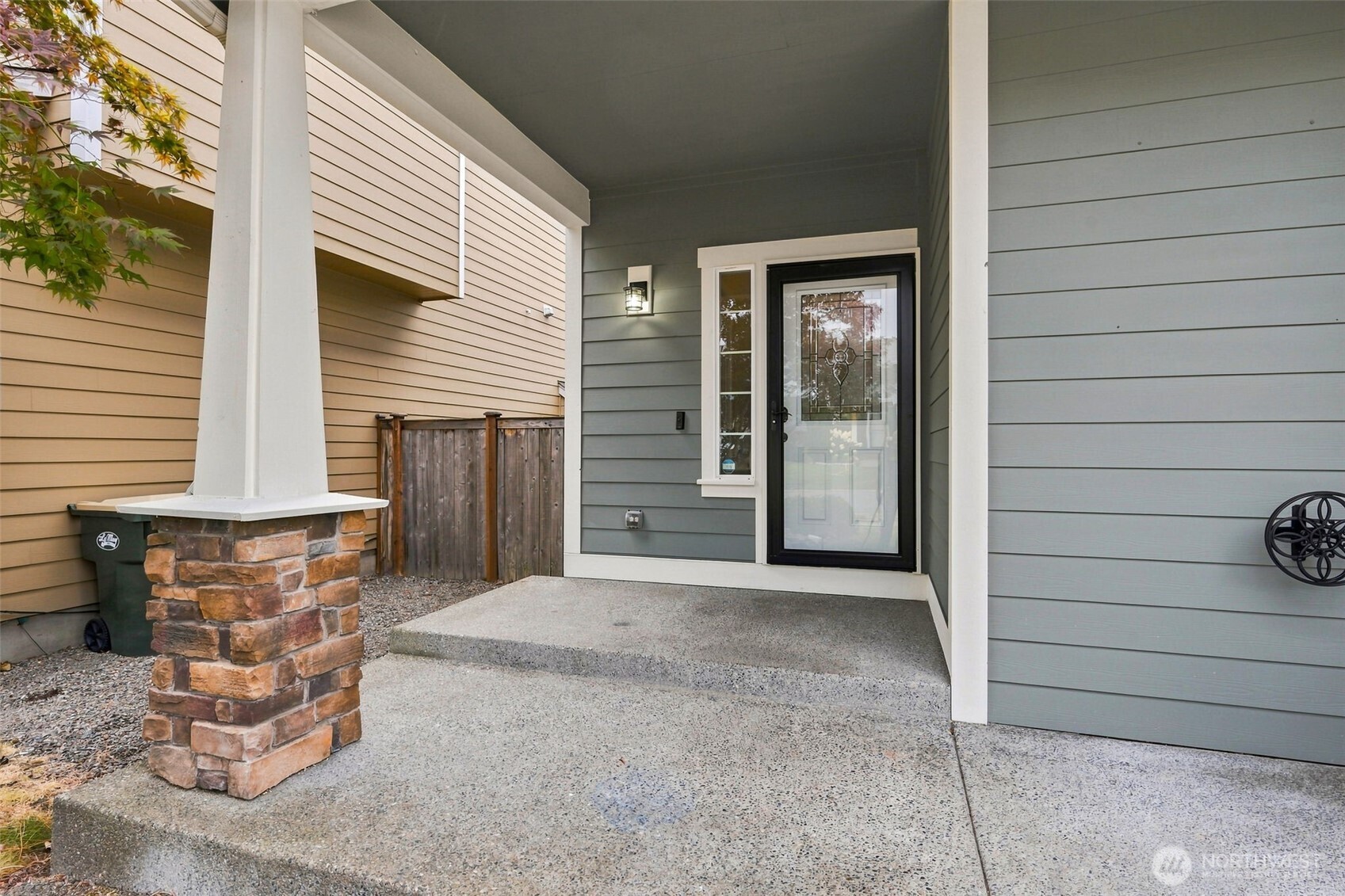 14975 101st Avenue SE, Yelm, WA 98597, photo 2 of 15