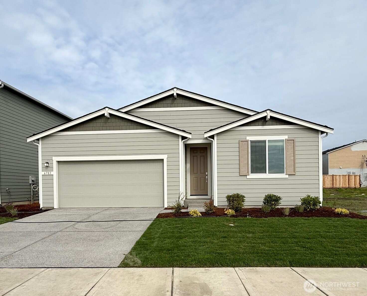 6703 285th Place NW