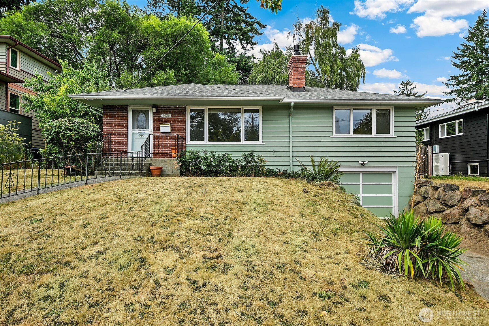 3039 49th Avenue SW