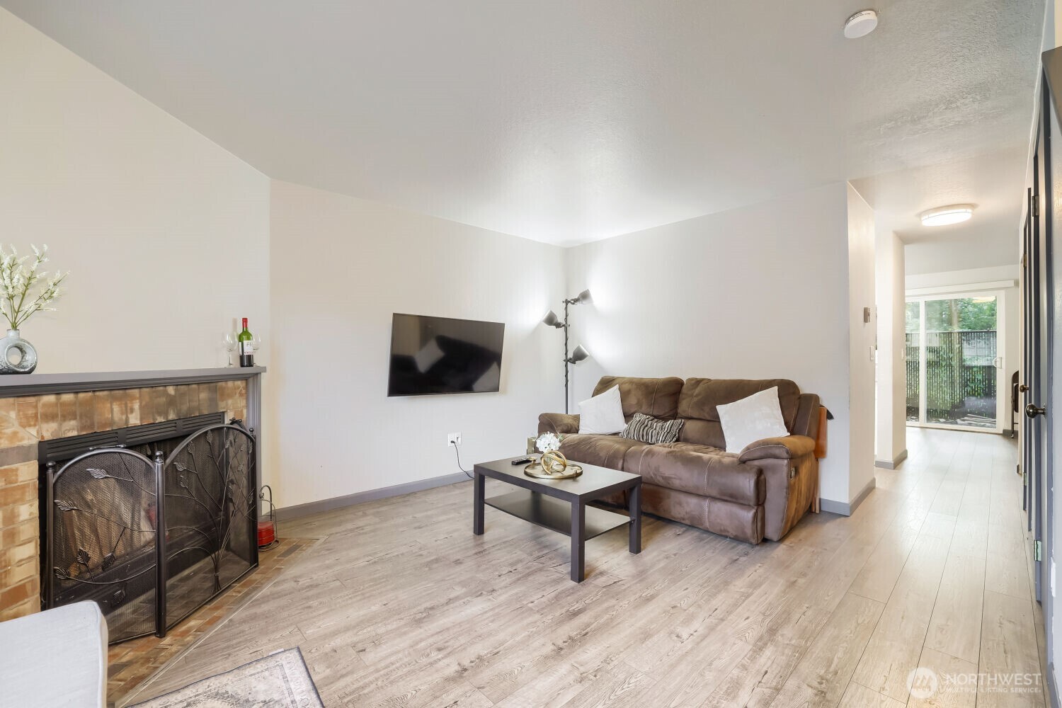115 124 Street SE #B4
