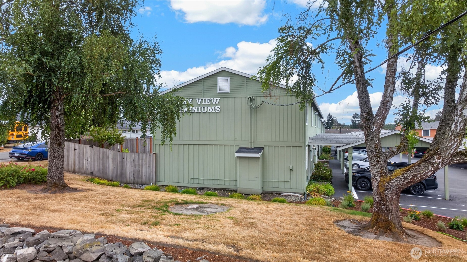 10332 15th Avenue Ct E