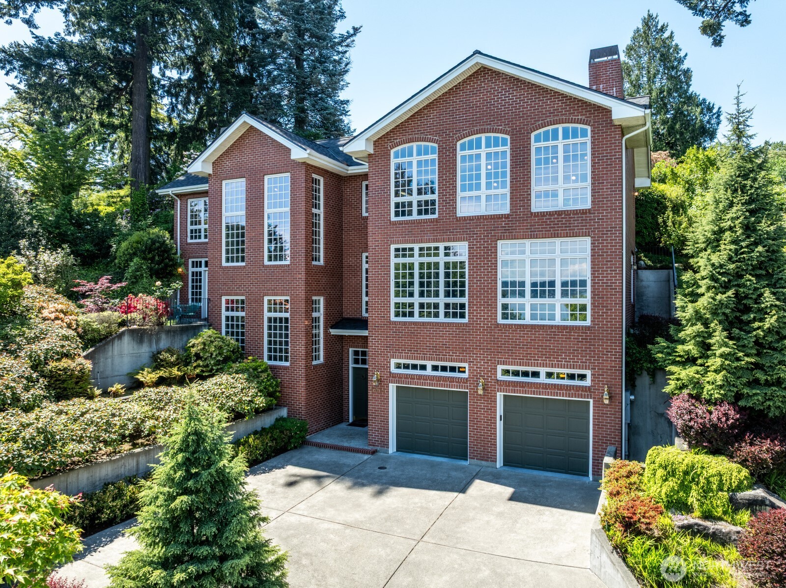 6681 NE Windermere Road