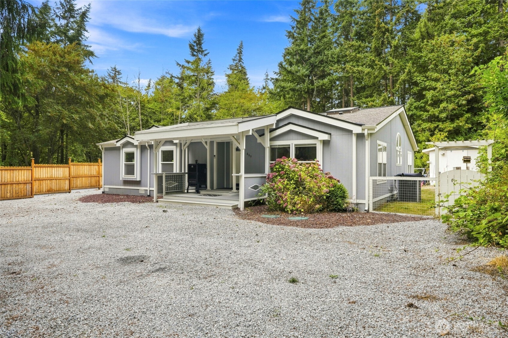 665 Awa Lane