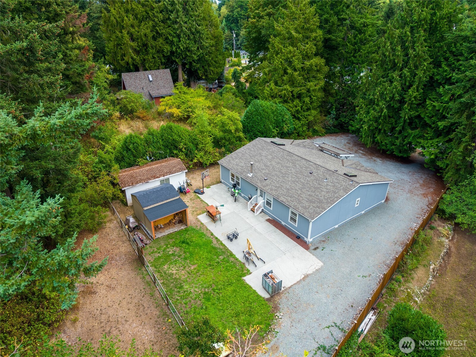 665 Awa Lane