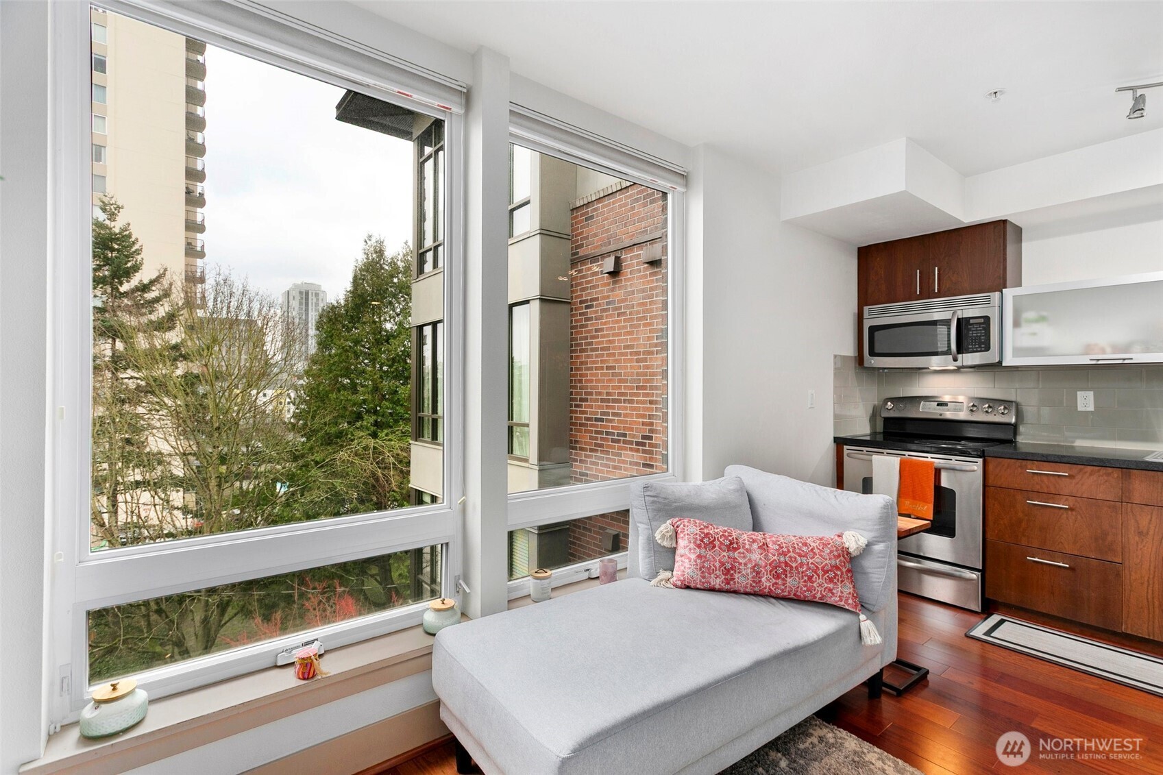 4547 8th Avenue NE #508