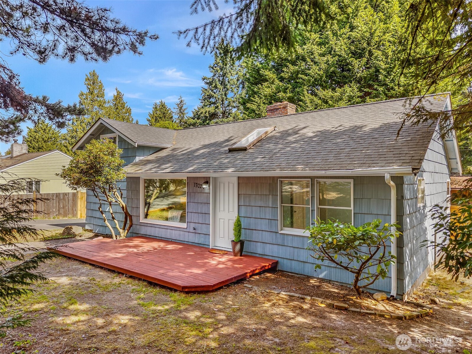 17024 8th Avenue NE