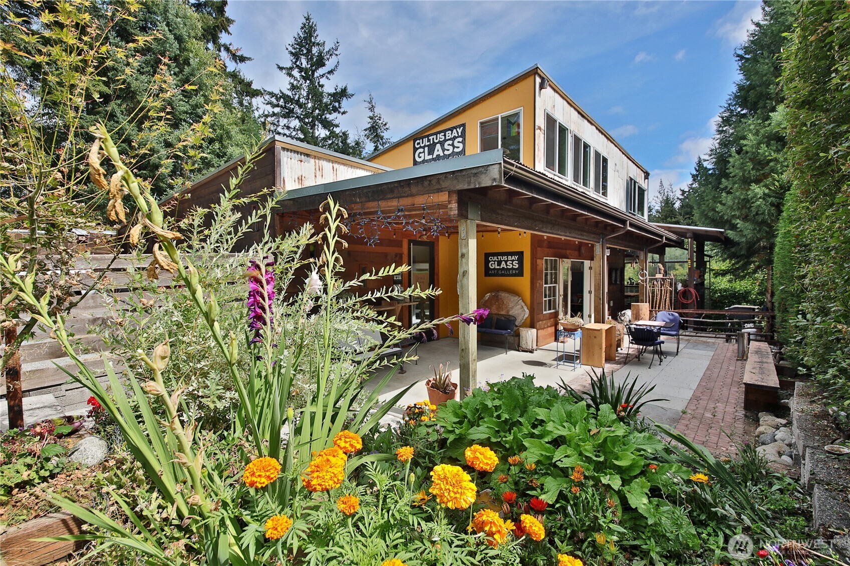 3230 Lake Leo Way