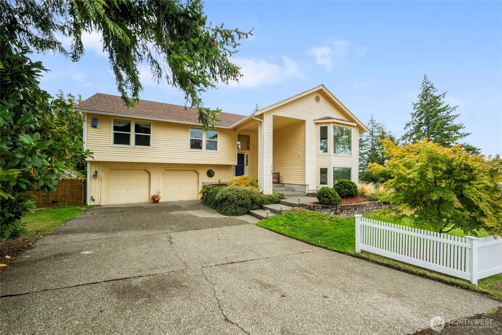 4700 NW Terrace View Drive