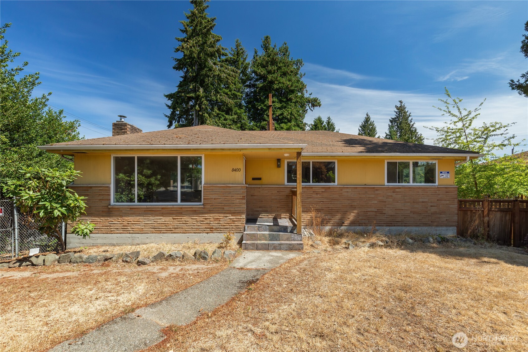 8400 32nd Avenue SW
