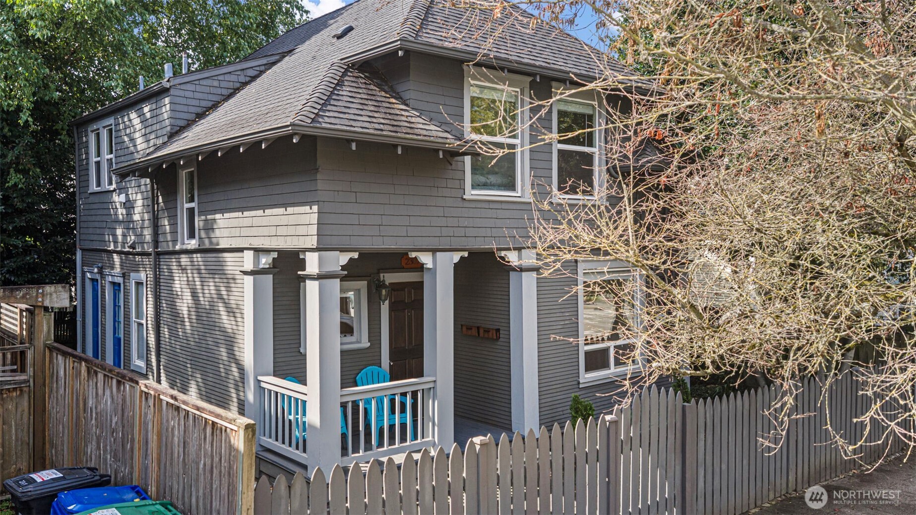 2307 E Columbia Street, Seattle, WA 98122, photo 2 of 2