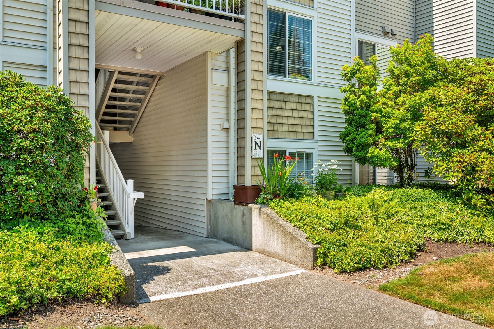 25235 SE Klahanie Boulevard #N102