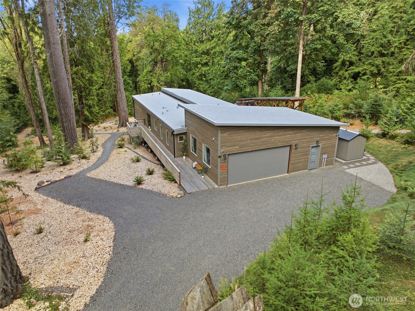 9720 NE Lofgren Road
