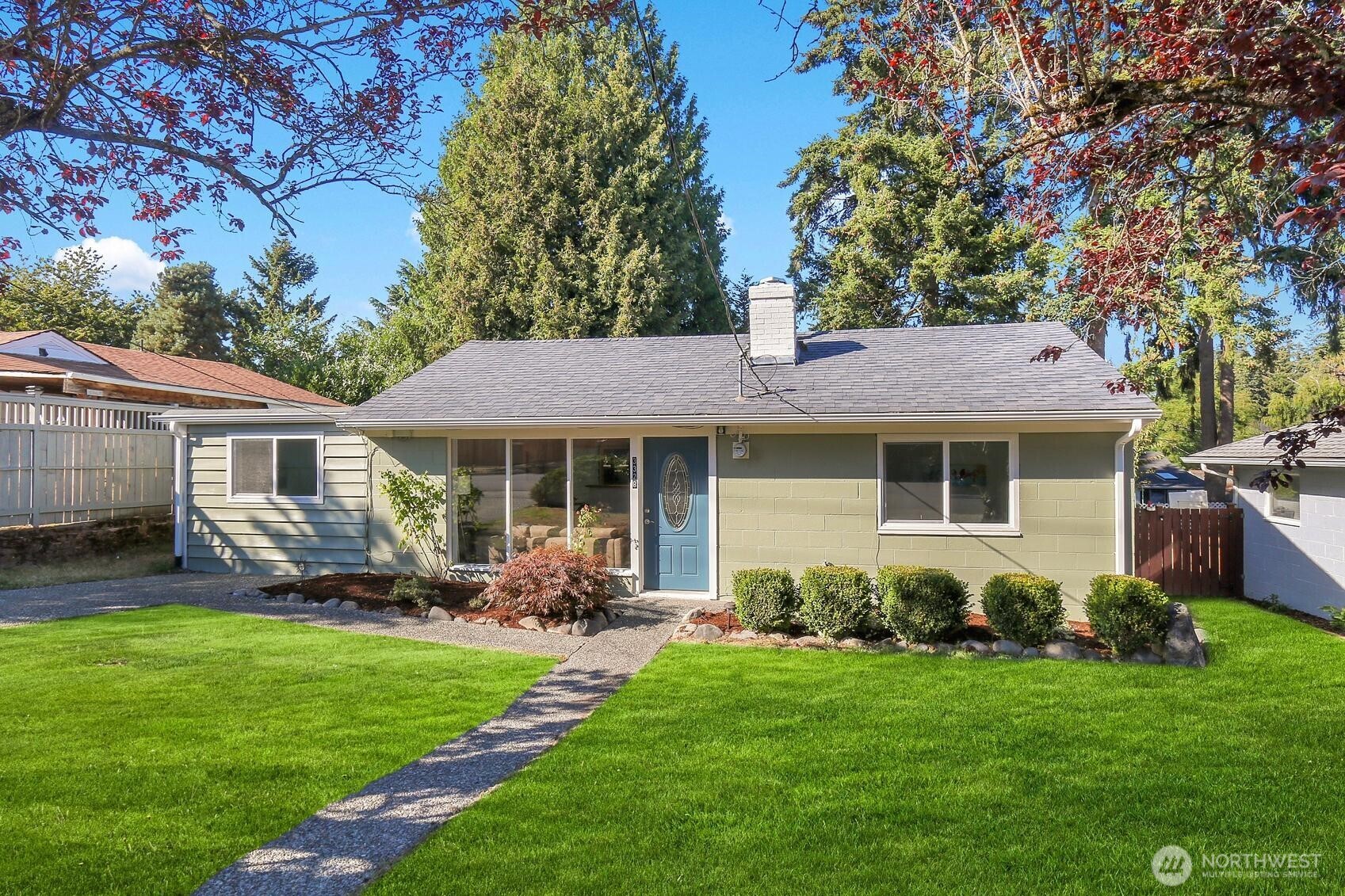 3328 NE 6th Street